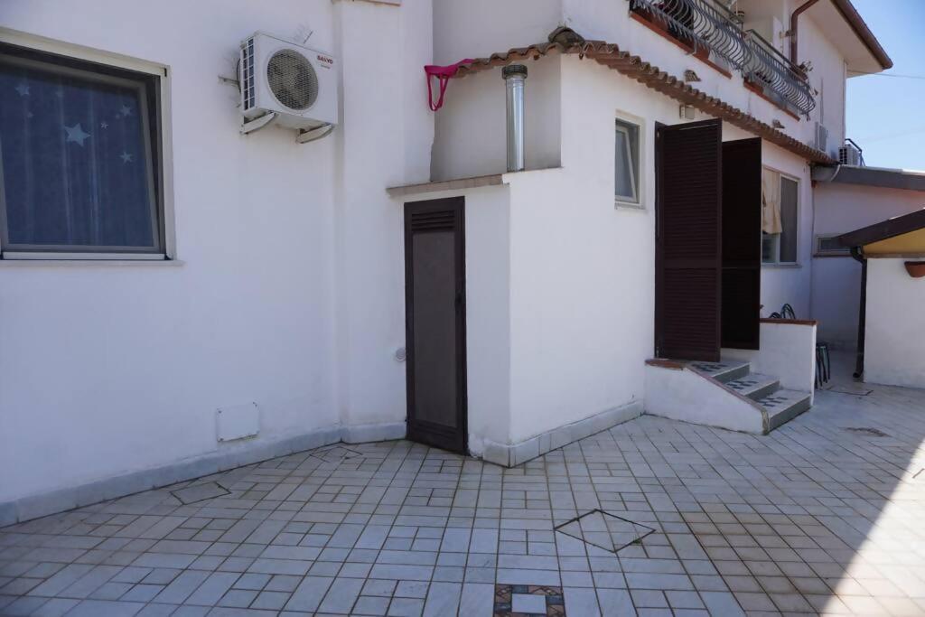 7 Posti A 3 Minuti Dal Mare - Carbone Villa