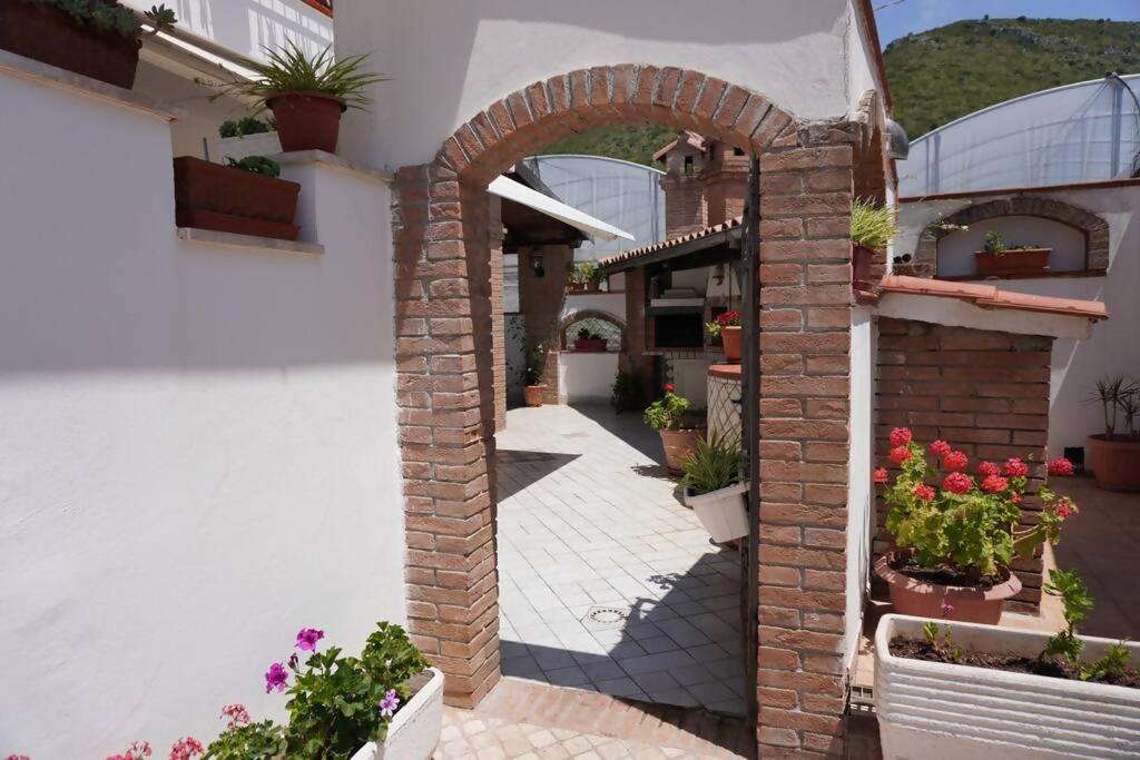 7 Posti A 3 Minuti Dal Mare - Carbone Villa Sperlonga