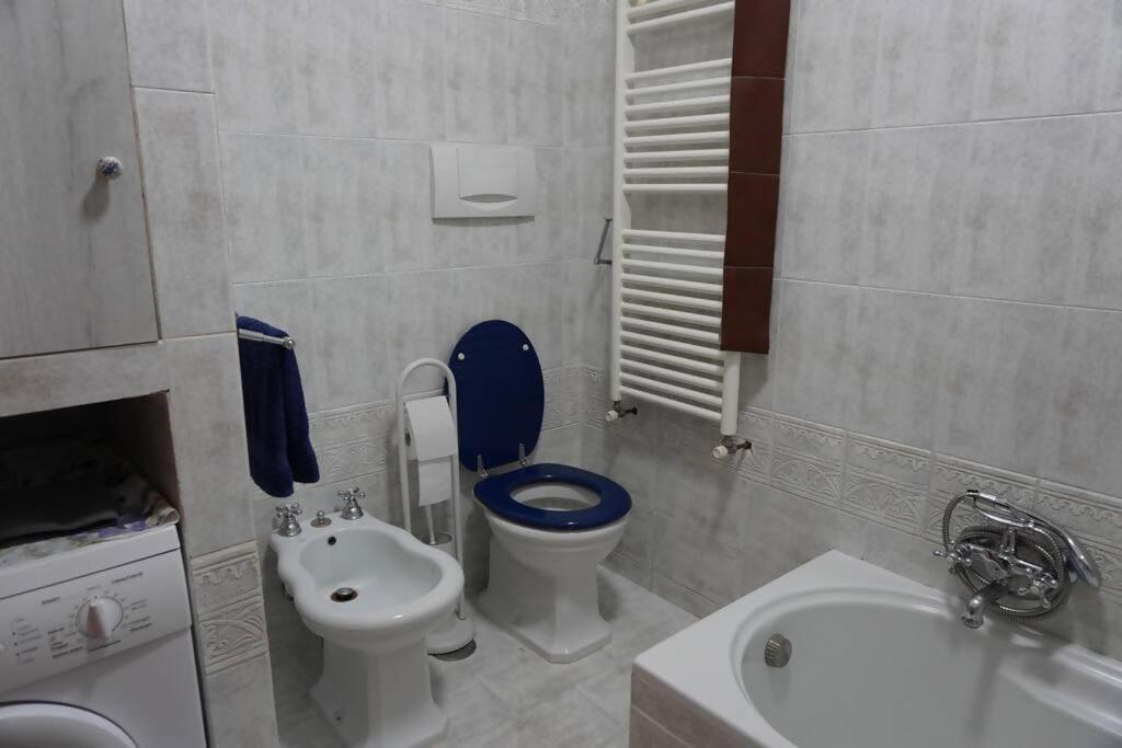 7 Posti A 3 Minuti Dal Mare - Carbone Villa *